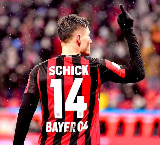 定位球佳作 定位球佳作