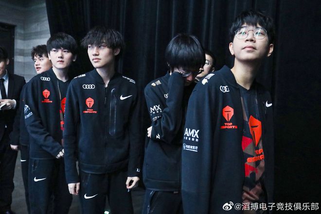 出色控球 出色控球